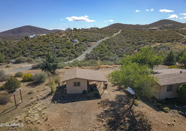 2nd image of 1825 S Lovin Ln, Dewey, AZ 86327 | MLS# 6780381