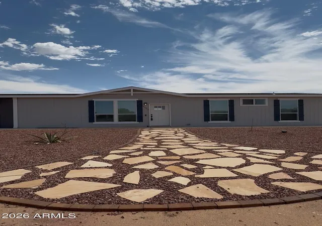 Photo 2 of Manufactured home for sale at 50863 W Saffron Ln, Maricopa, AZ 85139 | MLS# 6773704 | Listing updated on 2026-09-05