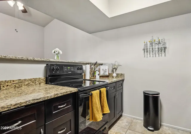 Photo 4 of Apartment at 1402 E Guadalupe Rd #249, Tempe, AZ 85283 | MLS# 6782089 | | Sold on 2025-01-10