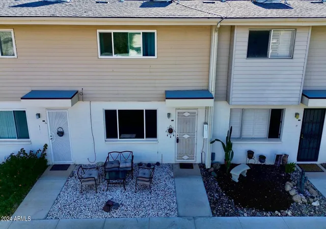 3rd image of 8221 E Garfield St #L09, Scottsdale, AZ 85257 | MLS# 6783188