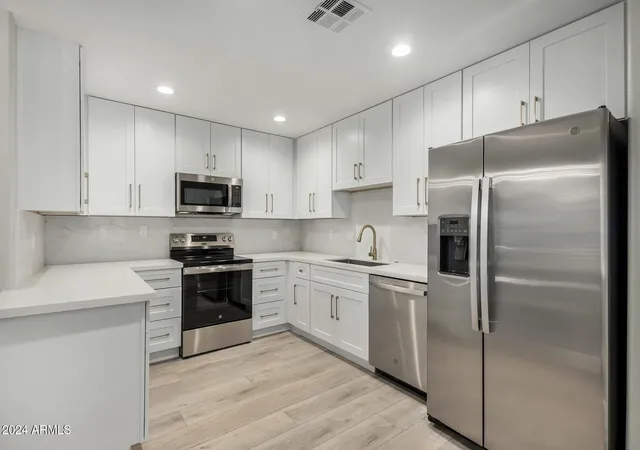 Townhouse at 15050 N Thompson Peak Pkwy #2049, Scottsdale, AZ 85260 | MLS# 6786576 |  | Sold on 2025-01-28