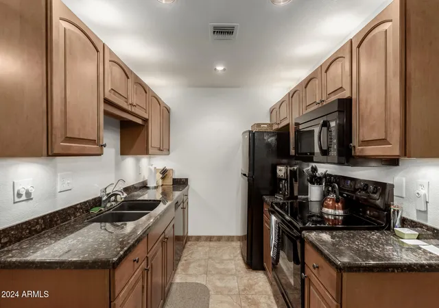 Photo 2 of Apartment at 7436 E Chaparral Rd #B162, Scottsdale, AZ 85250 | MLS# 6795038 | | Sold on 2025-04-11