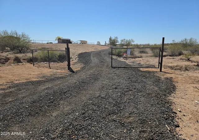 Photo 3 of Land for sale at 00xx N 253rd Ln, Morristown, AZ 85342 | MLS# 6791433 | Listing updated on 2026-06-08