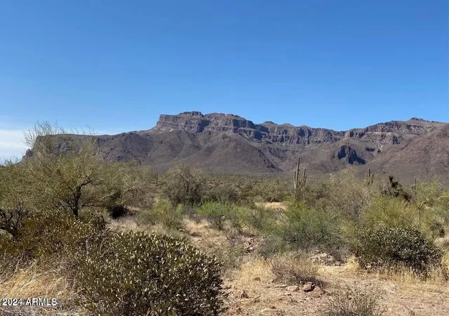 Photo 2 of Land for sale at 0000 E Southern Ave, Gold Canyon, AZ 85118 | MLS# 6791352 | Listing updated on 2025-10-31