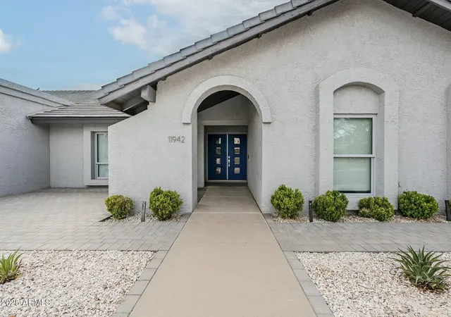 Photo 2 of Sale Pending at 11942 N 95th St, Scottsdale, AZ 85260 | MLS# 6824106 | Listing updated on 2026-06-01