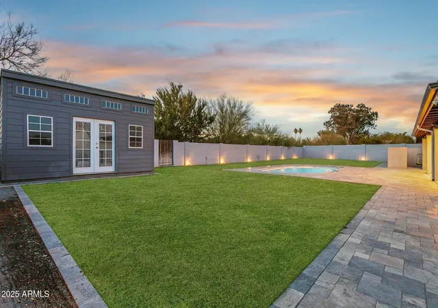 Photo 4 of Sale Pending at 11942 N 95Th St, Scottsdale, AZ 85260 | MLS# 6824106 | Listing updated on 2026-06-01