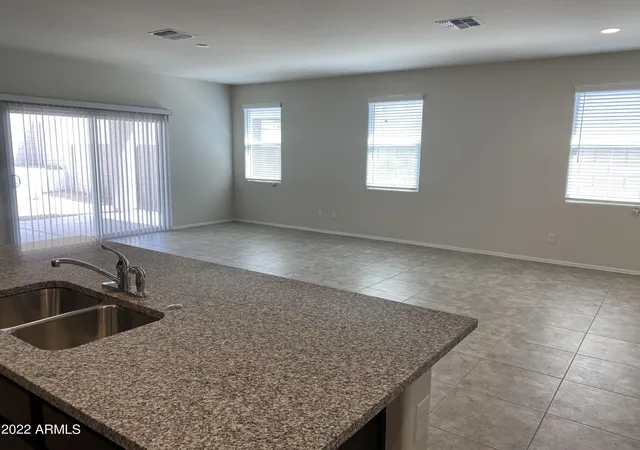 Photo 4 of Single family home for sale at 1088 W Sand Cyn Ct, Casa Grande, AZ 85122 | MLS# 6806305 | Listing updated on 2026-03-30