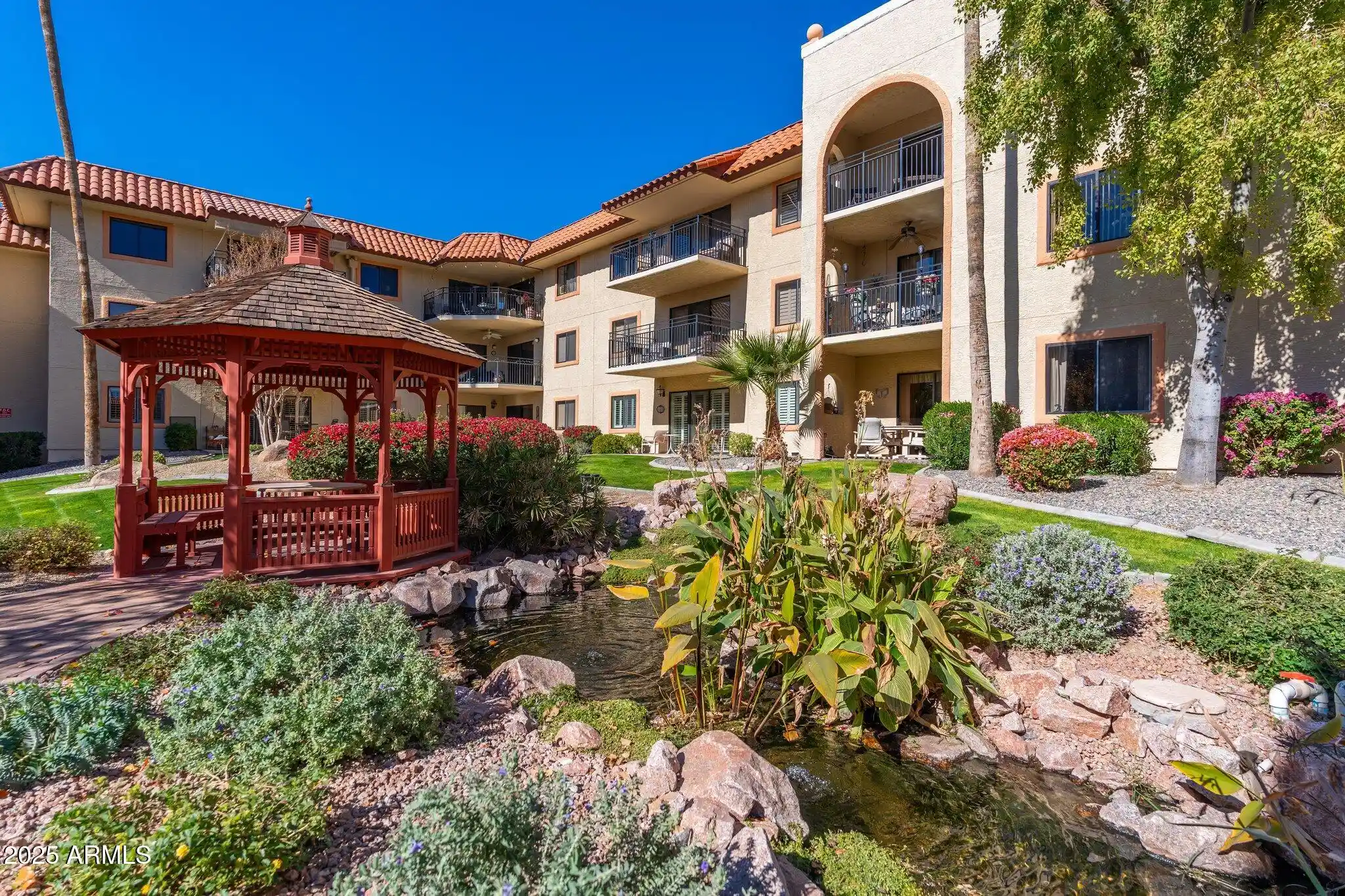 Listing Photo 1 - Condo for sale in 10330 W Thunderbird Blvd located at 10330 W Thunderbird Blvd, Sun, AZ 85351 - Unit #C119