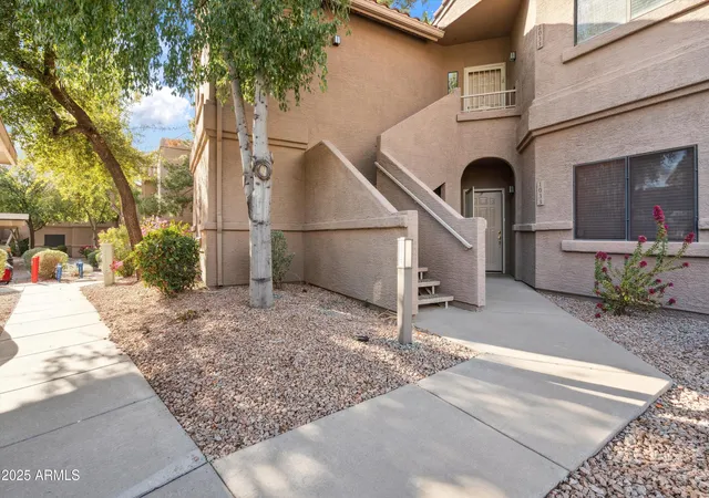 House for sale at 15050 N Thompson Peak Pkwy #2033, Scottsdale, AZ 85260 | MLS# 6812872 | Listing updated on 2025-08-01