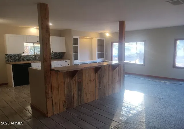 Photo 3 of Manufactured home for sale at 301 N Budweiser Cir, Payson, AZ 85541 | MLS# 6817417 | Listing updated on 2026-09-18