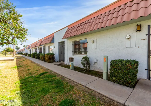 Photo 3 of Apartment at 6812 N 35th Avenue #G, Phoenix, AZ 85017 | MLS# 6824082 | | Sold on 2025-05-30