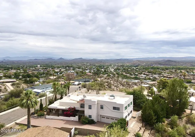 Photo 4 of Single family home for sale at 651 Chaparral Rd, Wickenburg, AZ 85390 | MLS# 6847512 | Listing updated on 2026-07-25