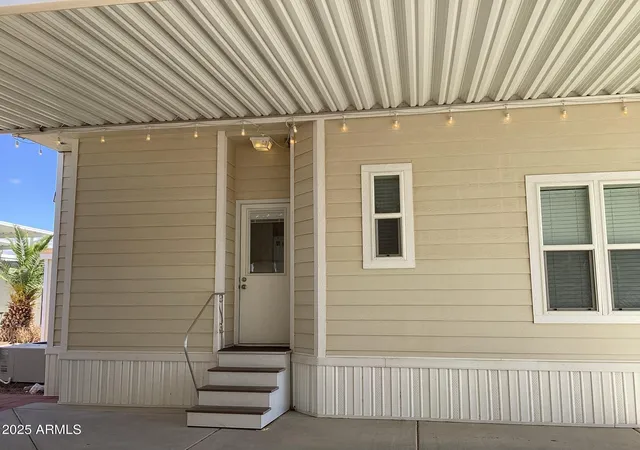 Photo 4 of Sale Pending at 424 E Fiesta Del Sol, Florence, AZ 85132 | MLS# 6832810 | Listing updated on 2026-09-28
