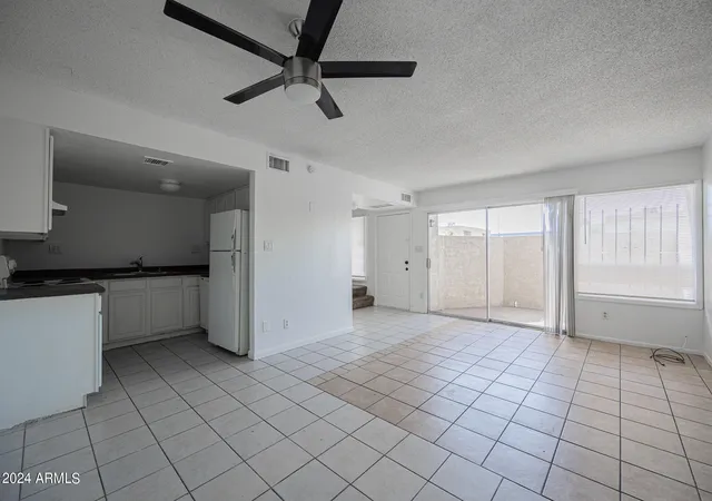 Photo 4 of Townhouse for sale at 2646 N 43Rd Ave #B, Phoenix, AZ 85009 | MLS# 6838438 | Listing updated on 2026-07-11