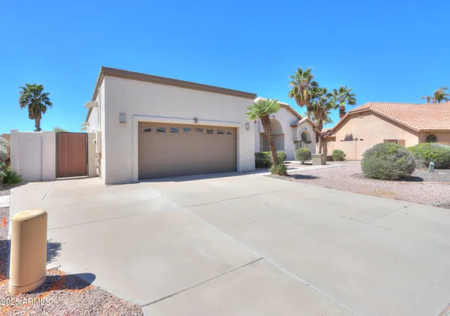 2nd image of 2077 N Lake Shore Dr, Casa Grande, AZ 85122 | MLS# 6836052