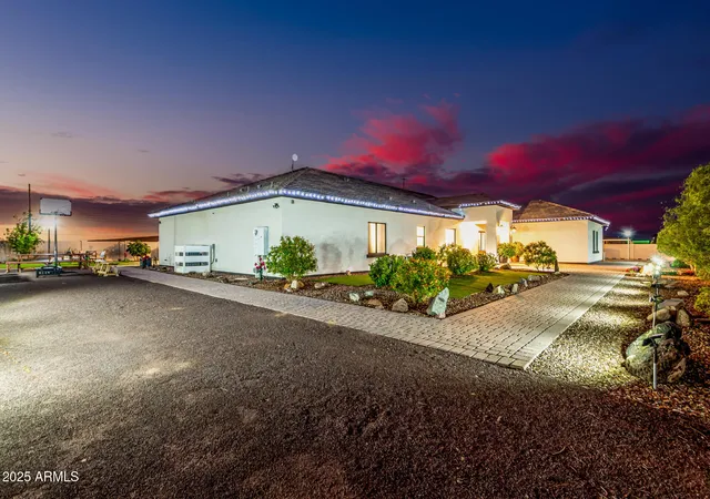 Photo 1 of Single family home for sale at 2817 S 195Th Ln, Buckeye, AZ 85326 | MLS# 6836027 | Listing updated on 2026-09-26