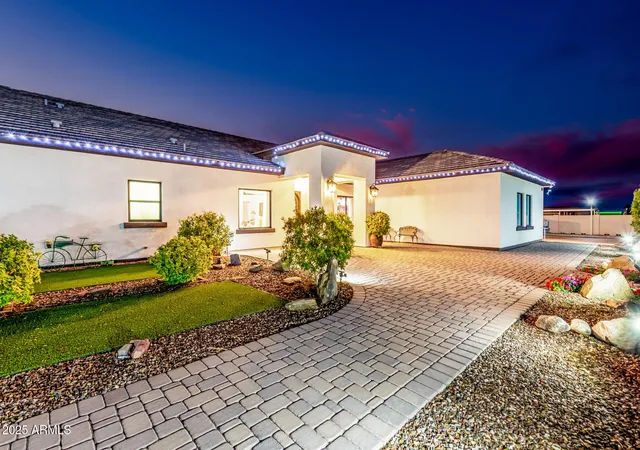 Photo 2 of Single family home for sale at 2817 S 195Th Ln, Buckeye, AZ 85326 | MLS# 6836027 | Listing updated on 2026-09-26