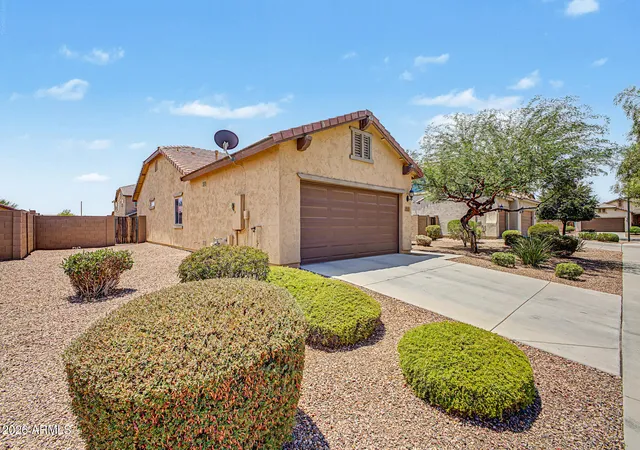 Photo 3 of Single family home for sale at 17549 W Pinnacle Vista Dr, Surprise, AZ 85387 | MLS# 7054723 | Listing updated on 2026-09-14