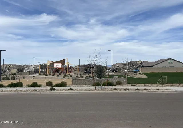 5th image of 15911 W Montana De Oro Dr, Surprise, AZ 85387 | MLS# 6848808