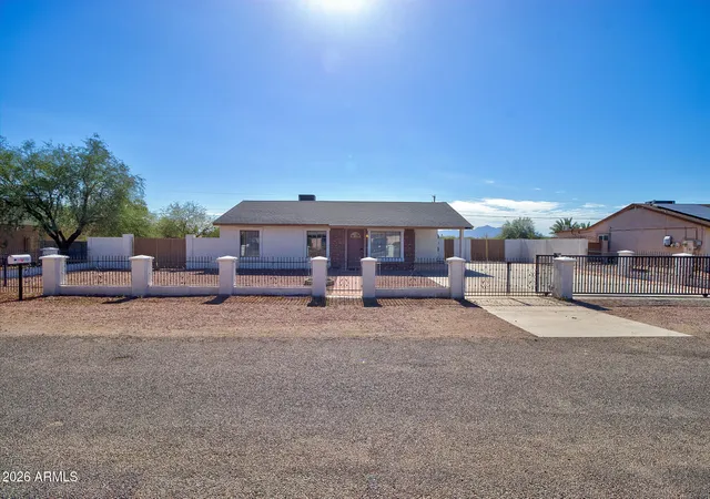 Homes for sale in Eloy, AZ | 3935 N Del Monte Dr, Eloy, AZ 85131 | MLS# 6840553