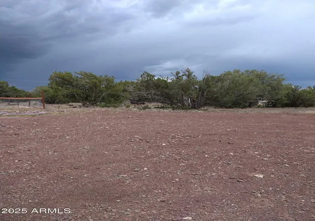 Photo 4 of Land for sale at 1827 Daggs Pl #29, Show Low, AZ 85901 | MLS# 6845471 | Listing updated on 2026-07-10