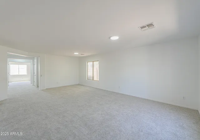 Photo 3 of Single family home for sale at 43601 W Cowpath Rd, Maricopa, AZ 85138 | MLS# 6851034 | Listing updated on 2026-10-07