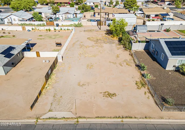 Photo 3 of Sale Pending at 1028 N Brown Ave #18, Casa Grande, AZ 85122 | MLS# 6853318 | Listing updated on 2026-09-09