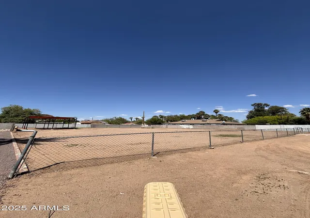 2nd image of 2950 E Granada Rd, Phoenix, AZ 85008 | MLS# 6853615
