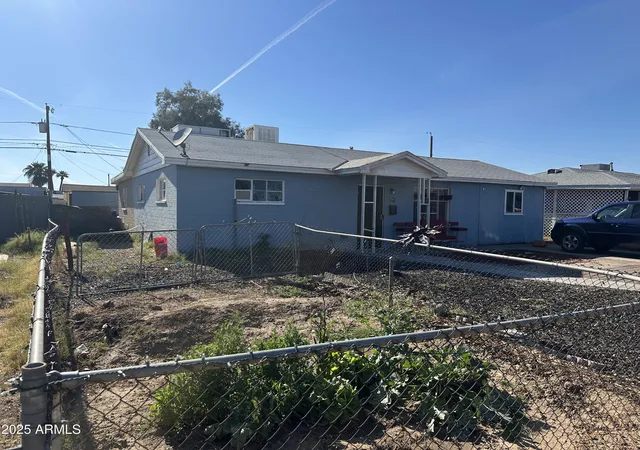 3rd image of 4406 N 30 Dr, Phoenix, AZ 85017 | MLS# 6857807