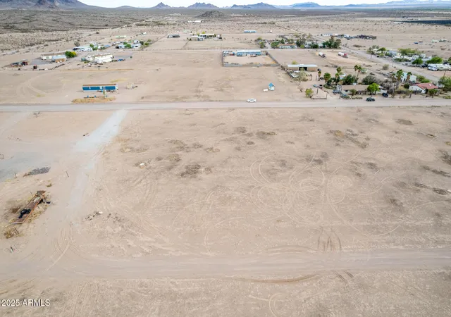 Photo 3 of Land for sale at 0 W Willeta St #3, Tonopah, AZ 85354 | MLS# 6863218 | Listing updated on 2026-08-19