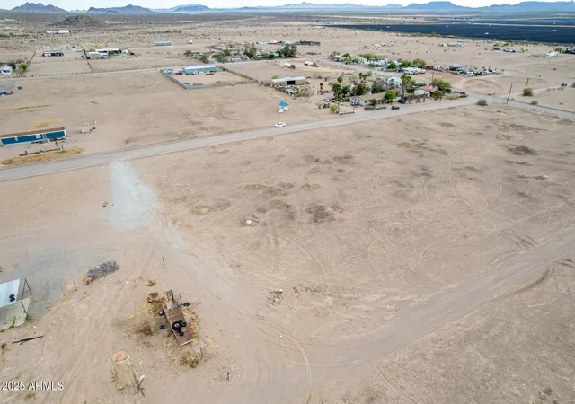 Photo 4 of Land for sale at 0 W Willeta St #3, Tonopah, AZ 85354 | MLS# 6863218 | Listing updated on 2026-08-19