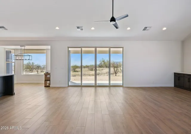 3rd image of 532 E Paint Your Wagon Trl, Phoenix, AZ 85085 | MLS# 6862644