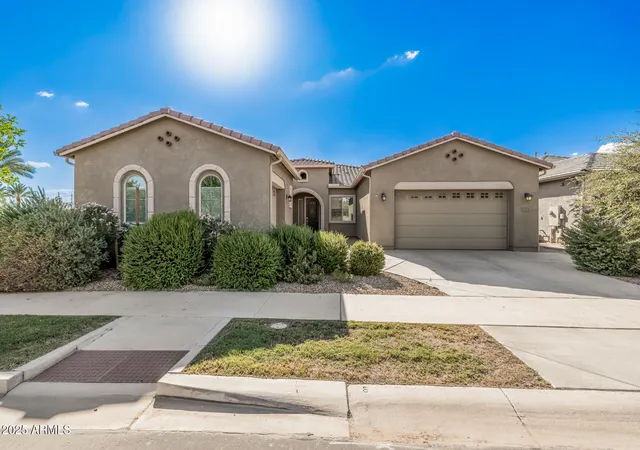 Homes for sale in Mesa, AZ | 5732 S Cobalt, Mesa, AZ 85212 | MLS# 6917443