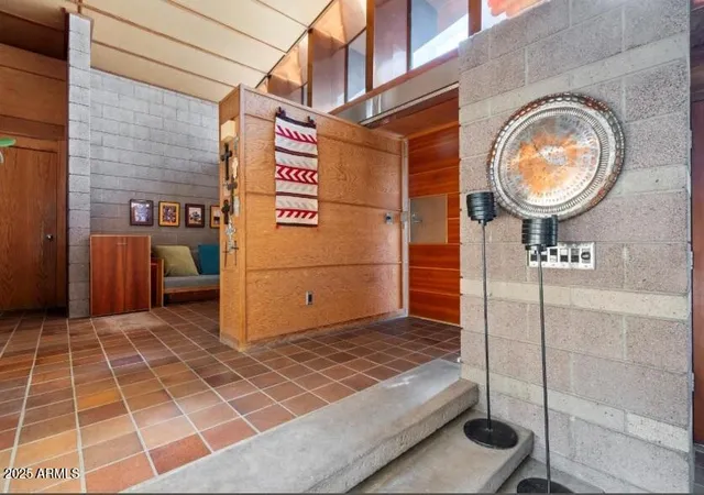 Photo 3 of Single family home for sale at 25232 N Horseshoe Trl, Scottsdale, AZ 85255 | MLS# 6868023 | Listing updated on 2026-04-21