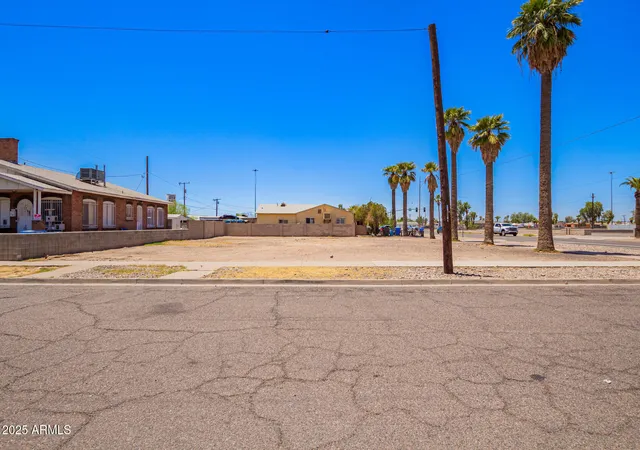 1st image of 2203 W Jefferson St #1, Phoenix, AZ 85009 | MLS# 6871932