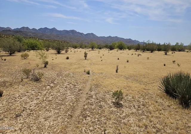 Homes for sale in Kingman, AZ | 21F-3 W Silverado Parkway West -- #21F-3, Kingman, AZ 86401 | MLS# 6868323