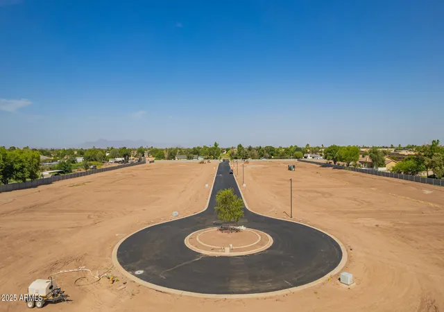 12th image of 737 E Loma Vista Ct #12, Gilbert, AZ 85295 | MLS# 6868586