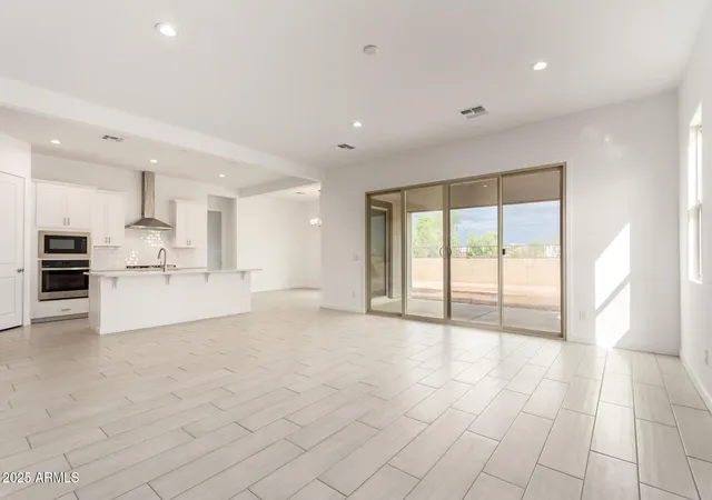 Homes for sale in Surprise, AZ | 27611 N 176Th Dr, Surprise, AZ 85387 | MLS# 6868949