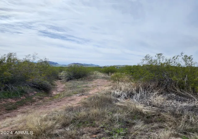 Photo 4 of Land for sale at 0 W Harmon Rd #4, Eloy, AZ 85131 | MLS# 6872454 | Listing updated on 2026-06-11