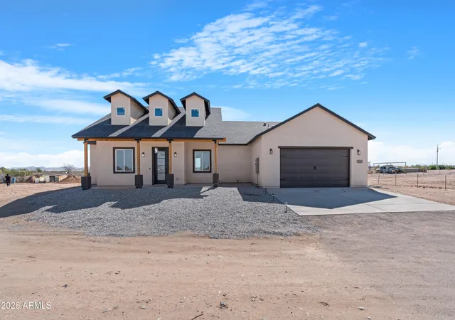 Homes for sale in Tonopah, AZ | 5215 S 339Th Ave, Tonopah, AZ 85354 | MLS# 6994227