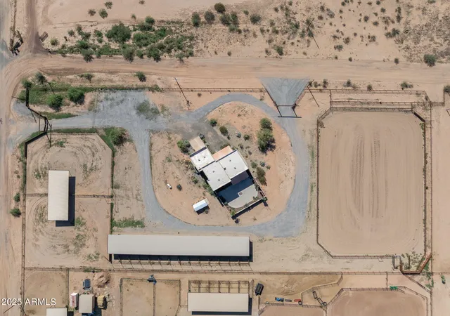 Photo 3 of Single family home for sale at 52623 N 463Rd Ave, Wickenburg, AZ 85390 | MLS# 6924530 | Listing updated on 2026-10-20