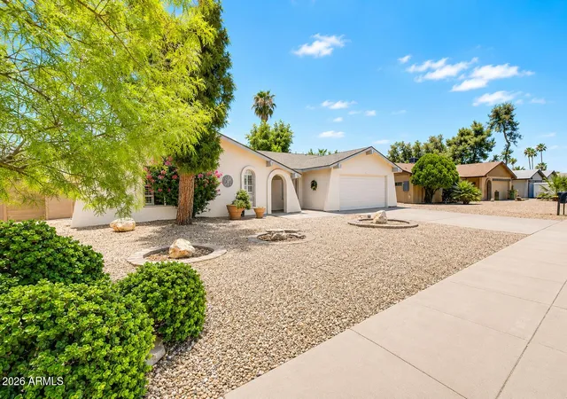 Homes for sale in Glendale, AZ | 5215 W Las Palmaritas Dr, Glendale, AZ 85302 | MLS# 7046231
