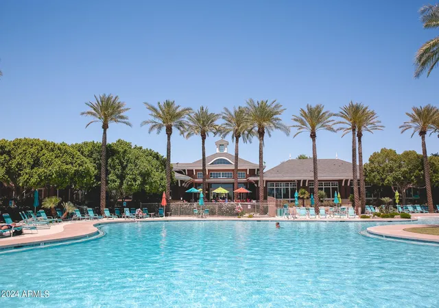 19th image of 17929 W Estes Way #6, Goodyear, AZ 85338 | MLS# 6880783