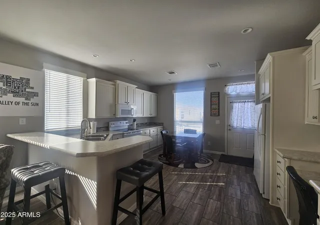Photo 3 of Manufactured home for sale at 650 N Hawes Rd #3312, Mesa, AZ 85207 | MLS# 6881120 | Listing updated on 2026-06-12