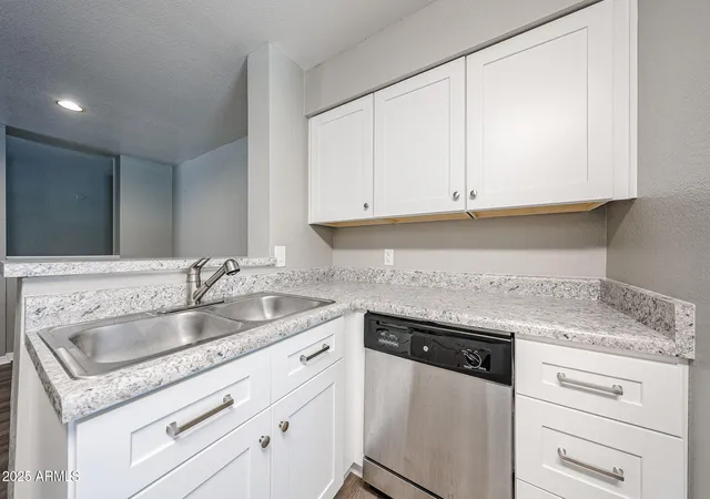 Homes for sale in Phoenix, AZ | 2025 E Campbell Ave #137, Phoenix, AZ 85016 | MLS# 6881873