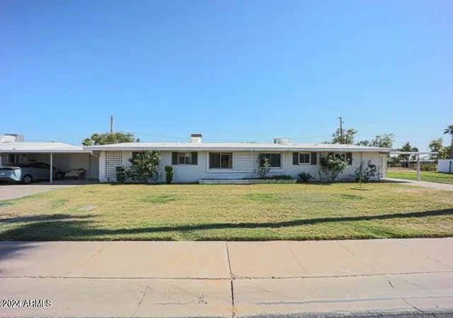 Photo 1 of Townhouse for sale at 10307 W Oakmont Dr, Sun City, AZ 85351 | MLS# 6883196 | Listing updated on 2026-07-09