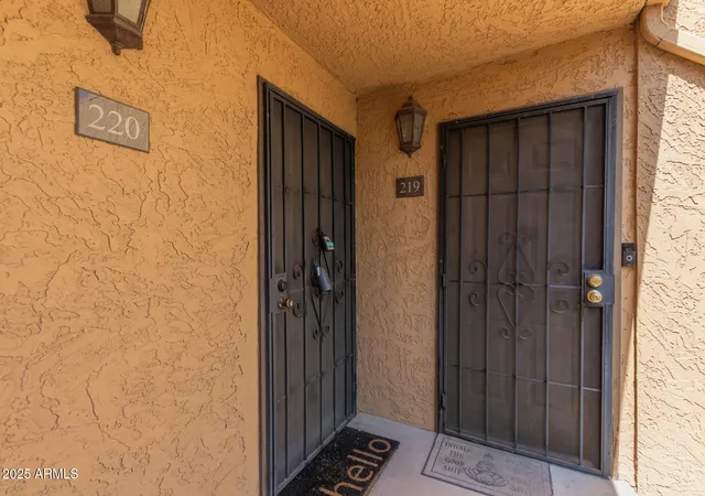 3rd image of 8500 E Indian School Rd, Scottsdale, AZ 85251