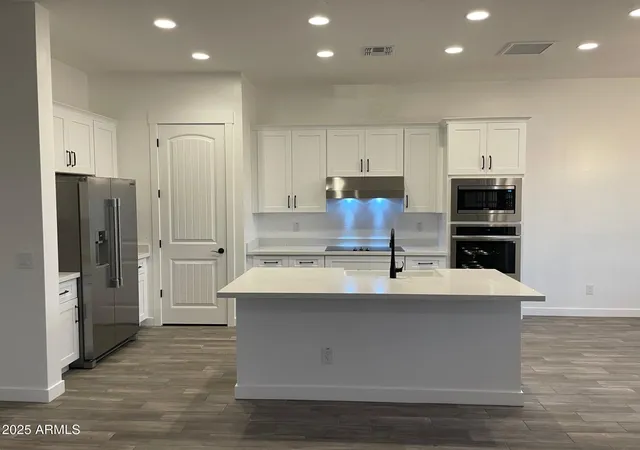 Photo 4 of Single family home for sale at 231Xx W Gloria Ln, Wittmann, AZ 85361 | MLS# 6883591 | Listing updated on 2026-07-23