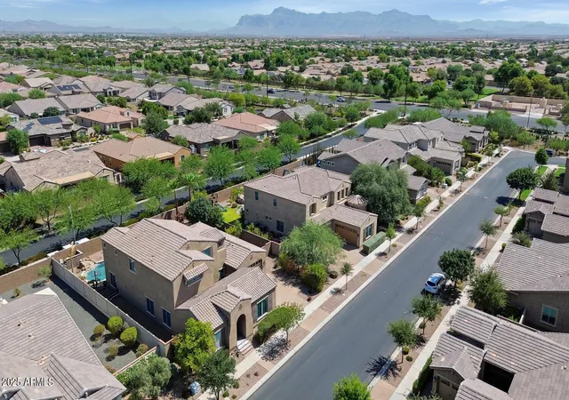 4th image of 10718 E Lumiere Ave, Mesa, AZ 85212 | MLS# 6905169