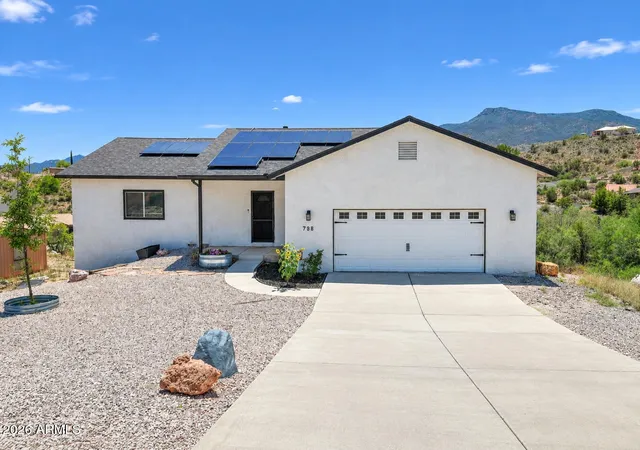 Single family home for sale at 798 Palisades Dr, Clarkdale, AZ 86324 | MLS# 6888447